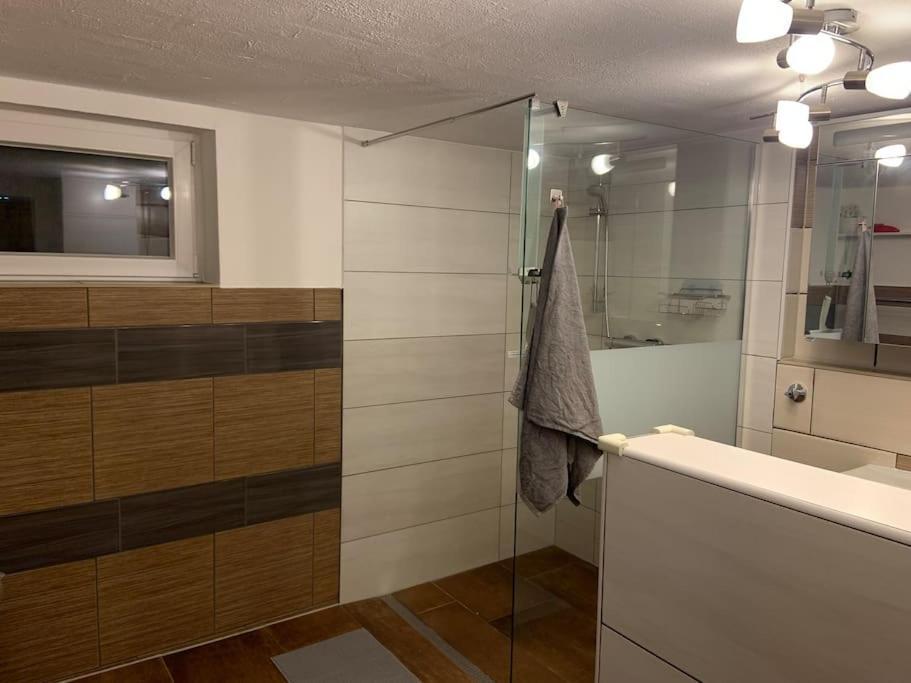 Schoene Moderne & Rustikale Einliegerwohnung Mit Kueche Шрамберг Экстерьер фото